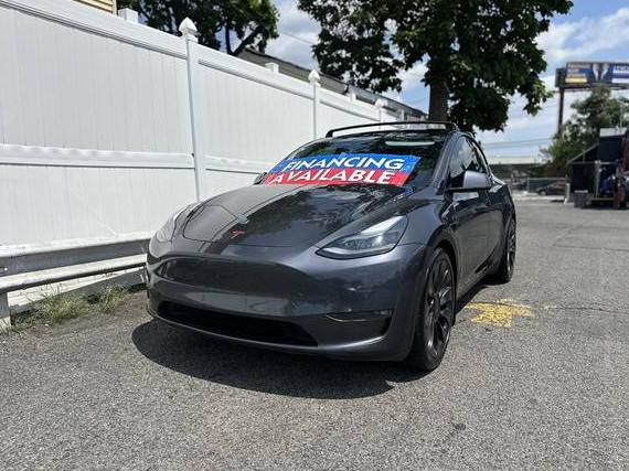 TESLA MODEL Y 2021 5YJYGDEF0MF249036 image